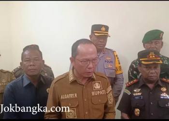 Rapat Tambang Timah Merbuk-Kenari-Pungguk Sedikit Ricuh, Bupati Bateng Minta PT Timah Percepat Perizinan