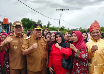 Gubernur Babel Resmikan Pabrik Rak Telur BUMDes Lalang Jaya, Dorong Ekonomi Desa Belitung Timur