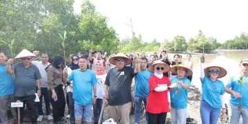 Gubernur Babel Pimpin Aksi Sosial dan Penanaman Mangrove, Dorong Pelestarian Lingkungan Pesisir