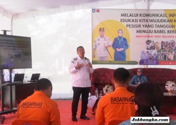Babel Serahkan Bantuan Life Jacket untuk Nelayan Tradisional, Tingkatkan Keselamatan di Tengah Cuaca Ekstrem