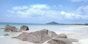 Pesona Pantai Siangau Bangka Barat 2026: Surga Tersembunyi dengan Pasir Putih dan Batu Granit Eksotis