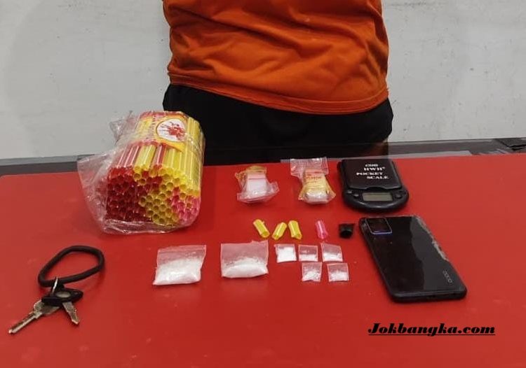 Rumah Kontrakan di Parit Pekir Digerebek, Polisi Temukan 17 Gram Sabu